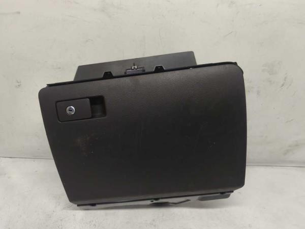 BOITE A GANTS VW - Vue 1